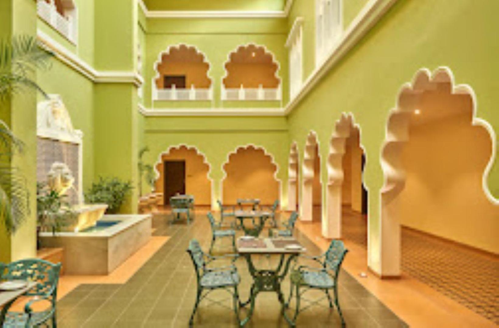 Laxminarayan Club & Resort Вадодара Екстер'єр фото